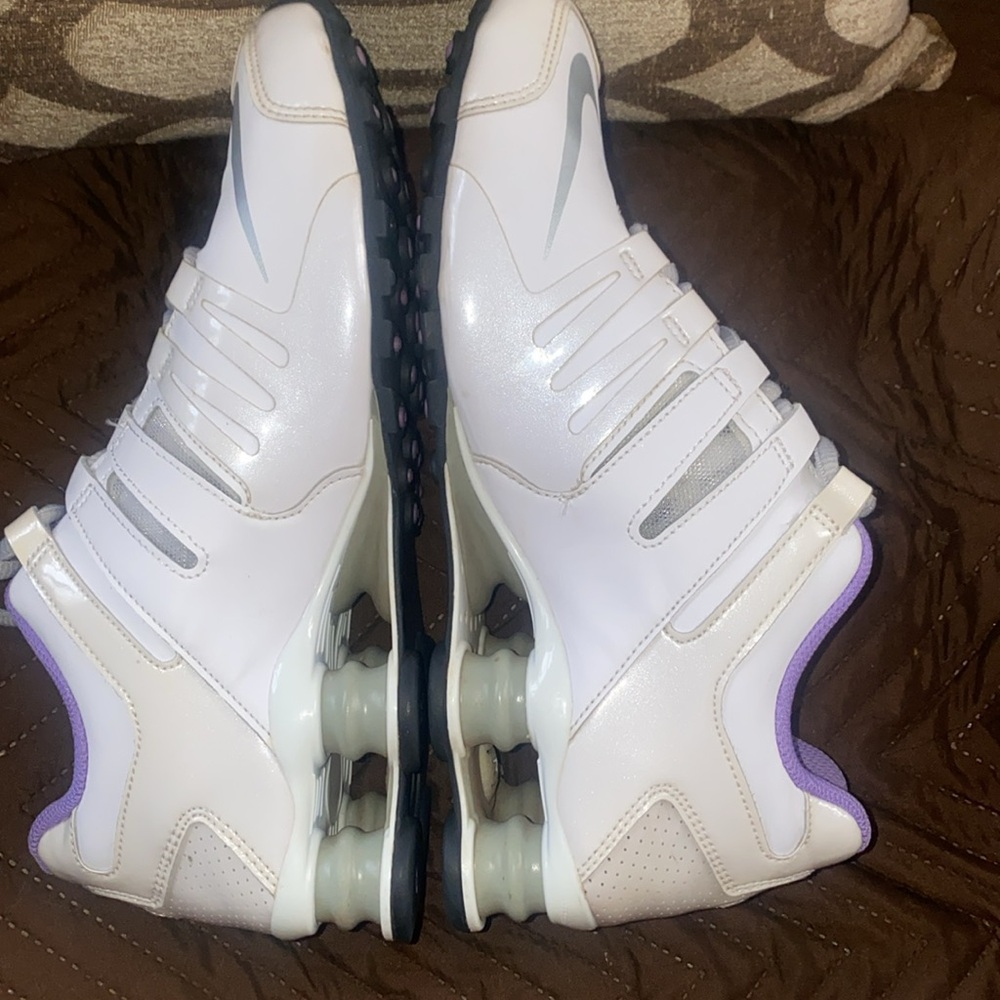 2012  Nike shox Sneakers ladies 8.5
